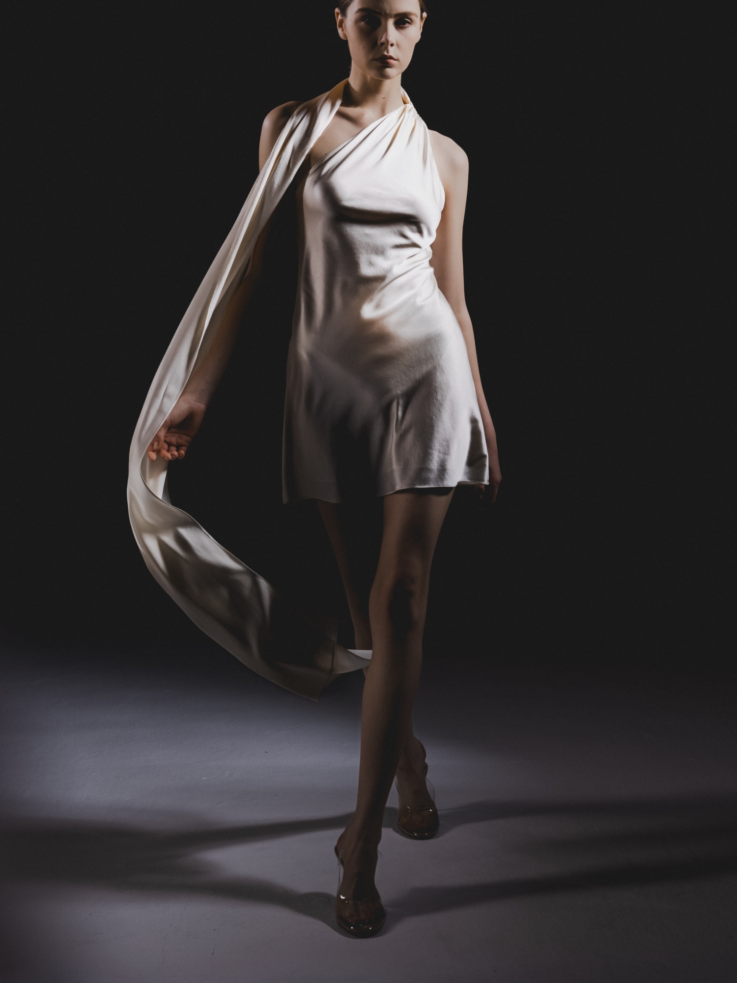 Look 4 — 第 2 张