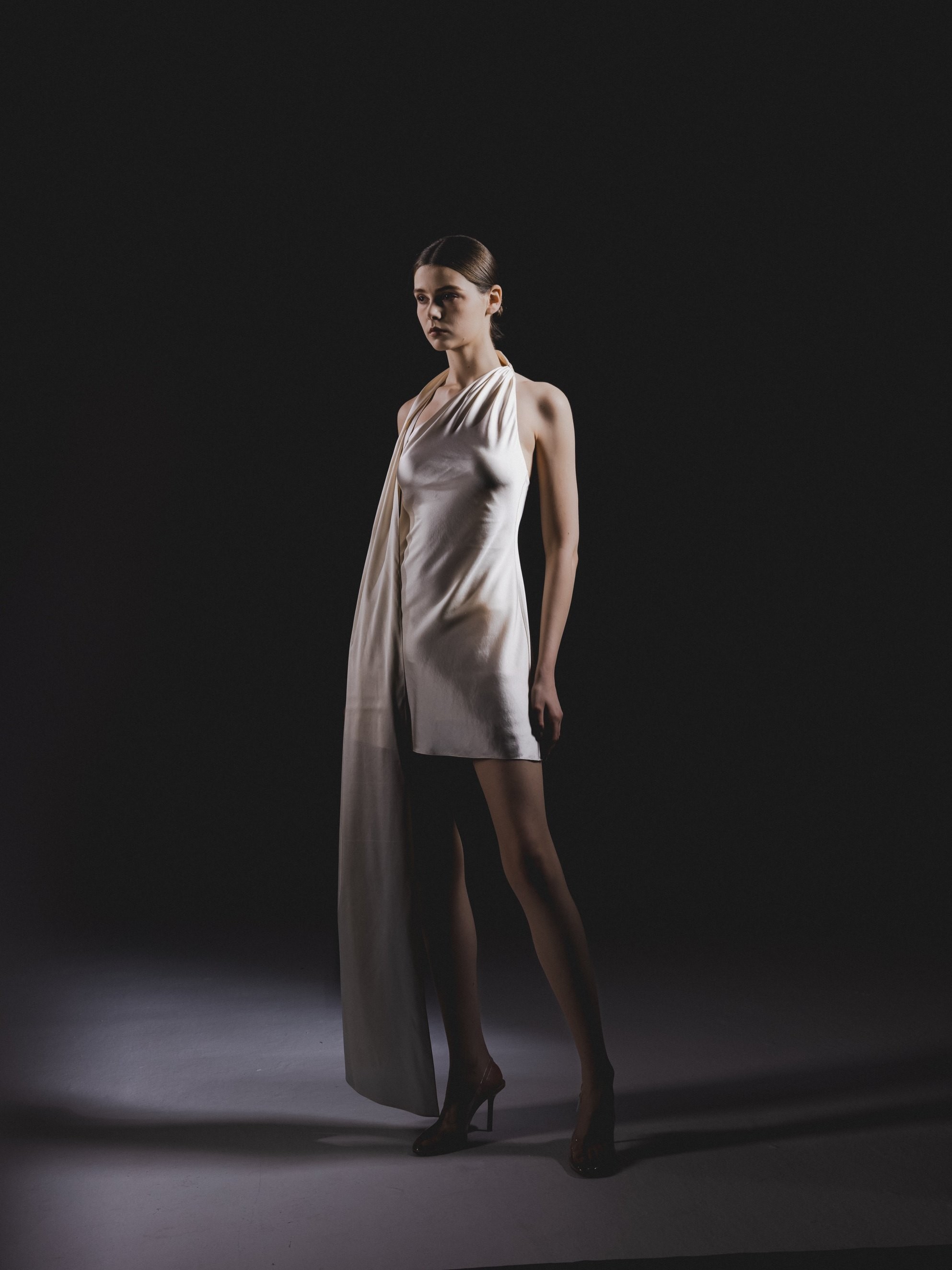 Look 4 — 第 3 张